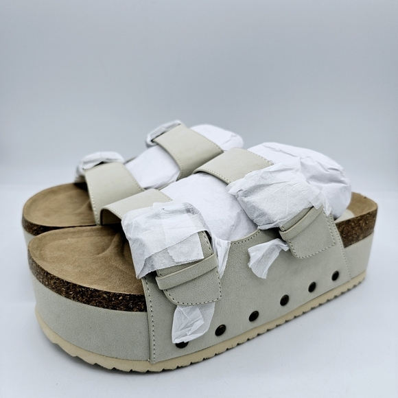 Altar'd State Serenna Platform Sandals NWT - Picture 3 of 14